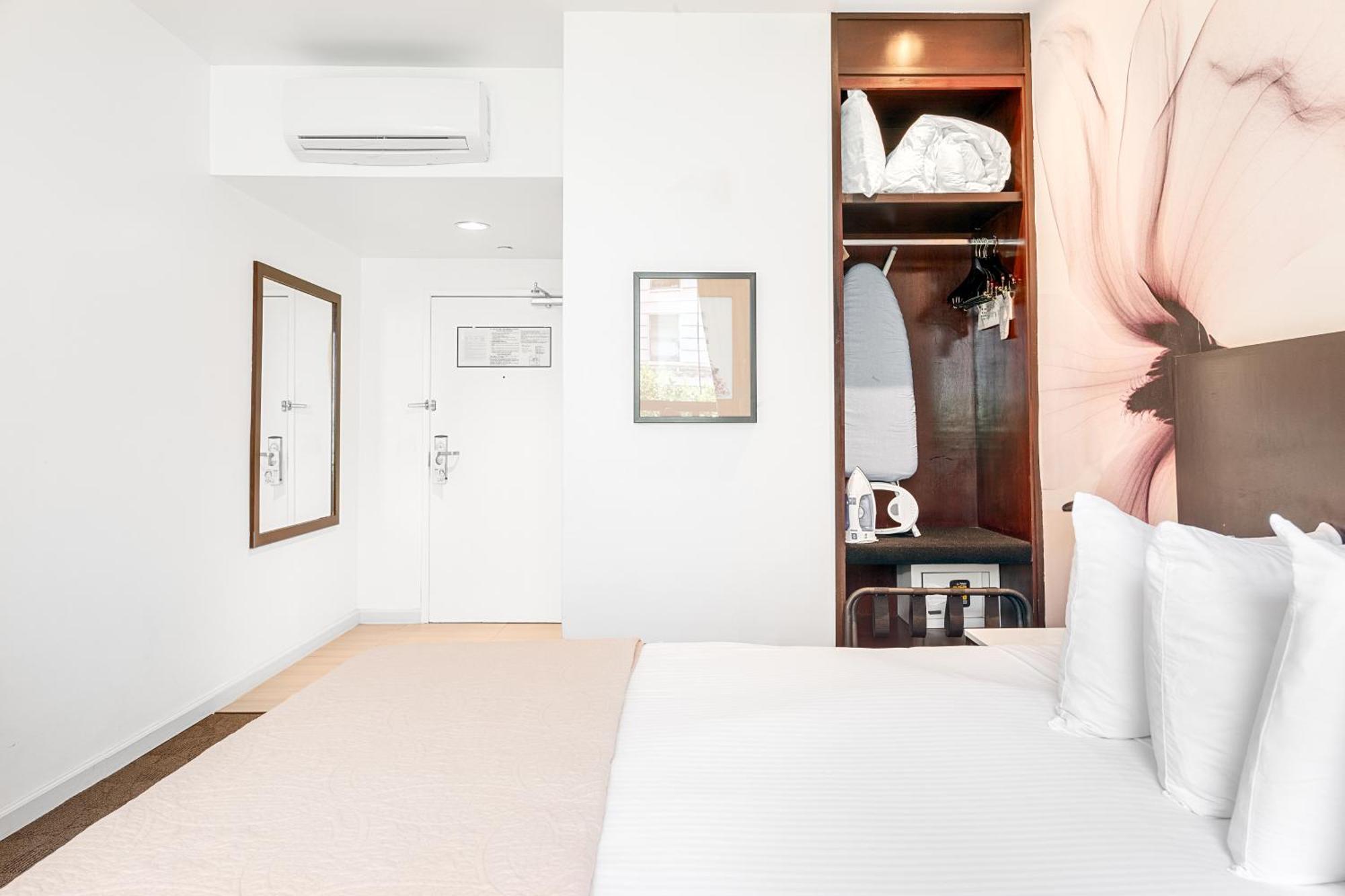 The O Hotel, Trademark Collection By Wyndham 3*