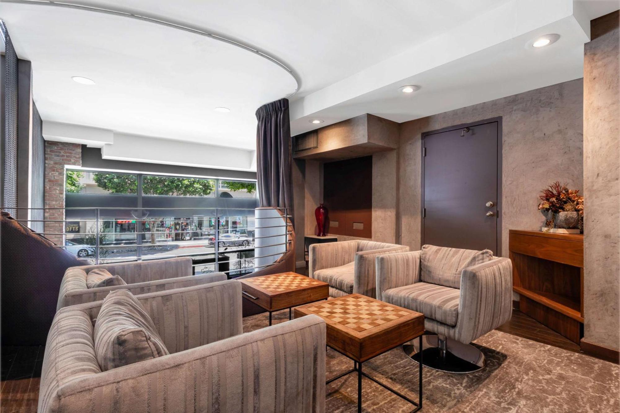 The O Hotel, Trademark Collection By Wyndham Los Angeles